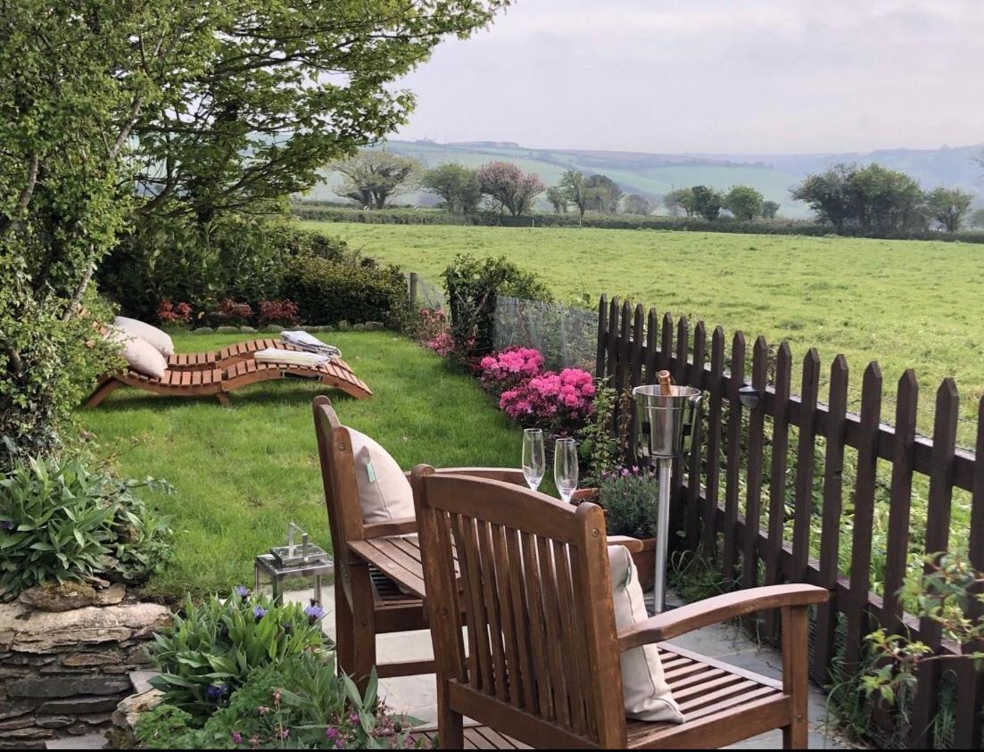 The Old Dairy Retreat Villa St Austell Esterno foto